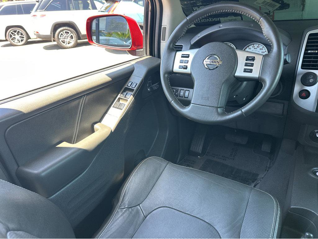 Used 2020 Nissan Frontier PRO-4X w/ Pro-4x Utility Package AWD/4WD image 19