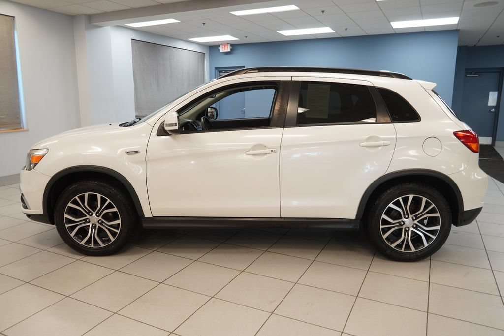 Used 2019 Mitsubishi Outlander Sport GT AWD/4WD image 2