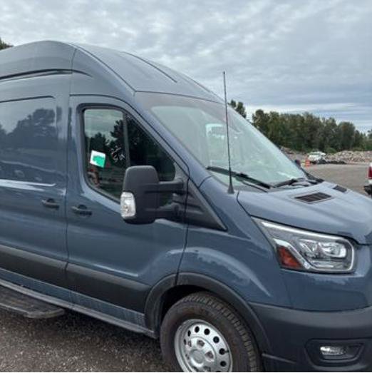 Used 2022 Ford Transit 250 148 High Roof Extended AWD w/ Parcel Delivery Package image 7