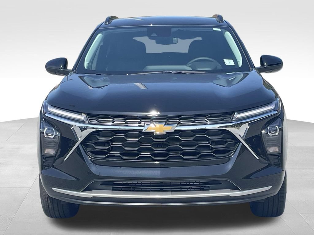 New 2026 Chevrolet Trax LT w/ LT Convenience Package FWD image 8