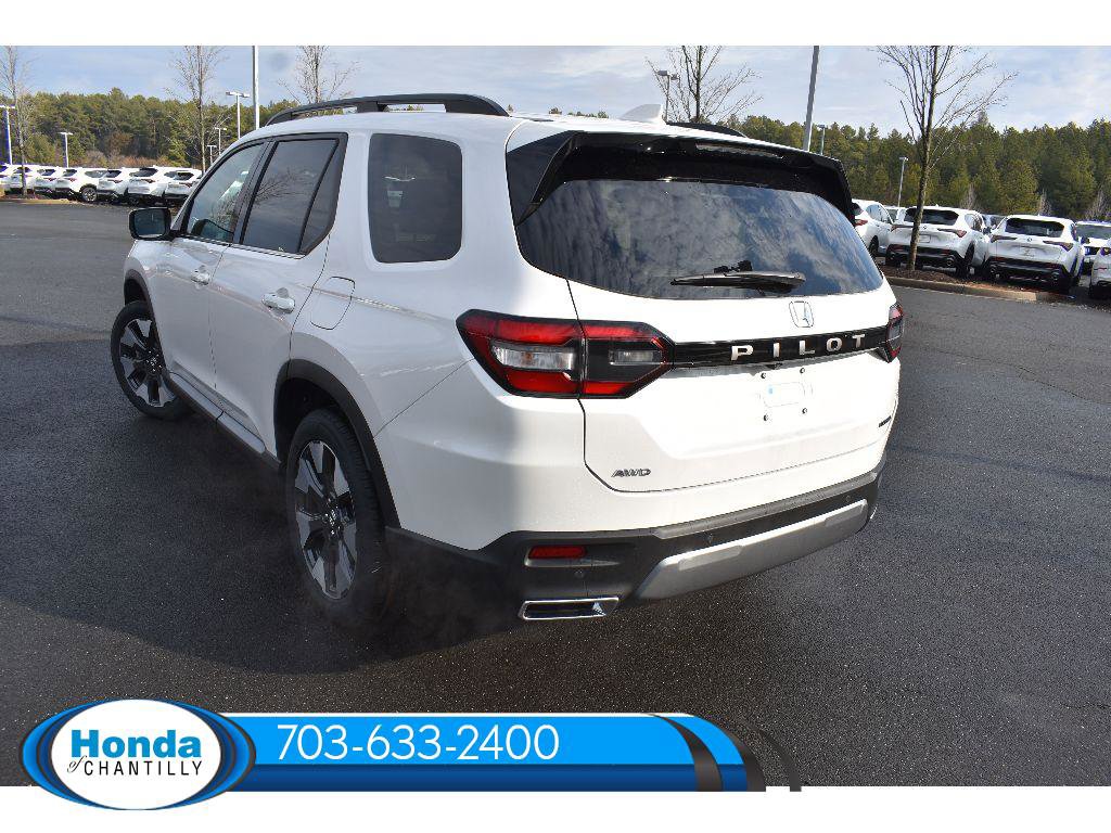 New 2026 Honda Pilot Touring image 5