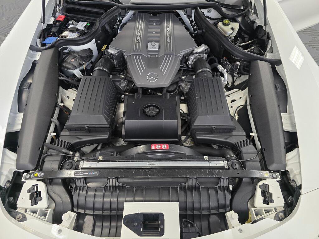 Used 2012 Mercedes-Benz SLS AMG Roadster image 10
