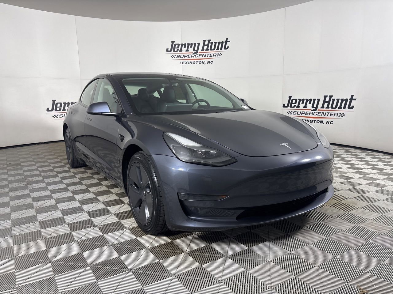 Used 2022 Tesla Model 3 Long Range image 3