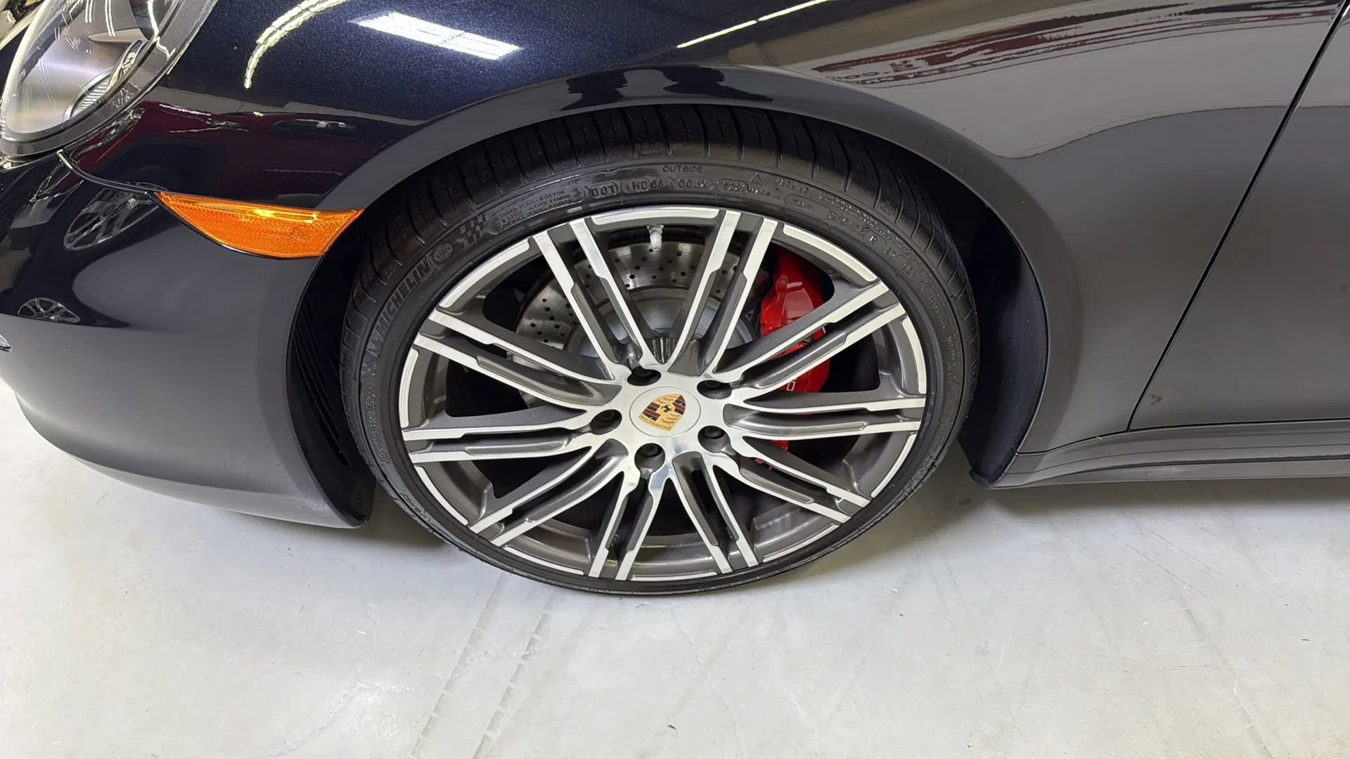 Used 2015 Porsche 911 Carrera 4S AWD/4WD image 24