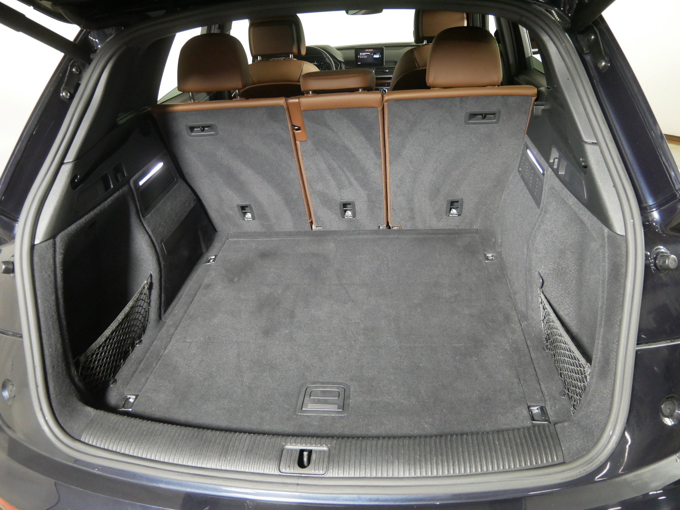 Used 2020 Audi Q5 2.0T Premium w/ Convenience Package image 18