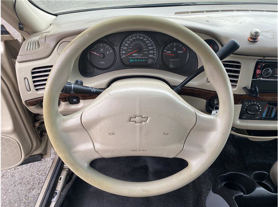 Used 2005 Chevrolet Impala Sedan w/ Police Pkg FWD image 12