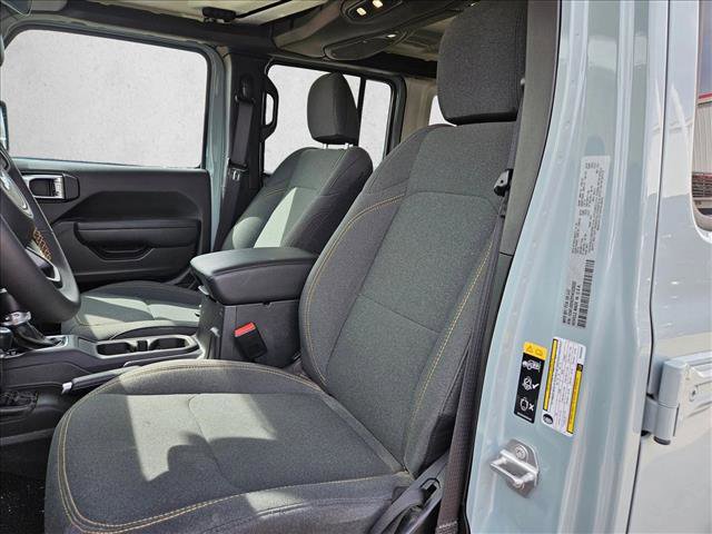 Used 2024 Jeep Wrangler Sport S image 19