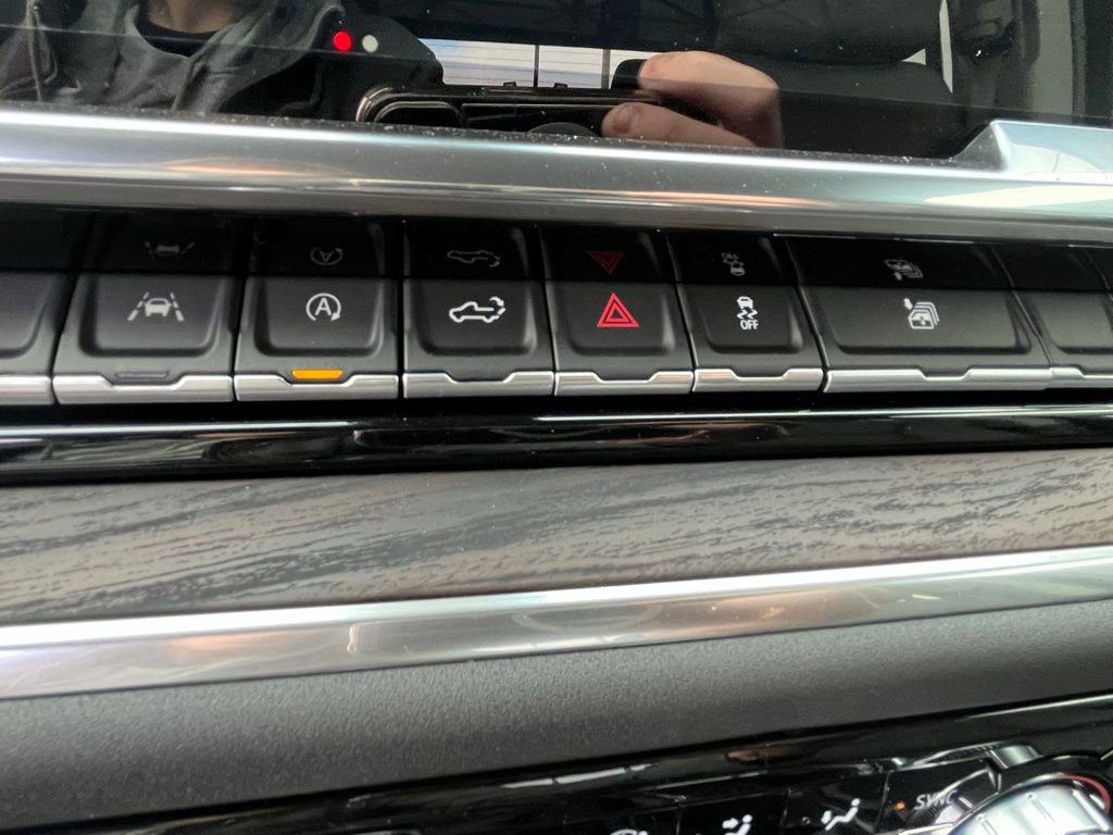 New 2026 GMC Sierra 1500 SLT w/ SLT Convenience Package image 34