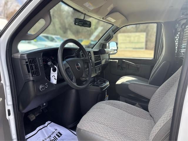 New 2026 GMC Savana 3500 w/ Driver Convenience Package RWD image 11