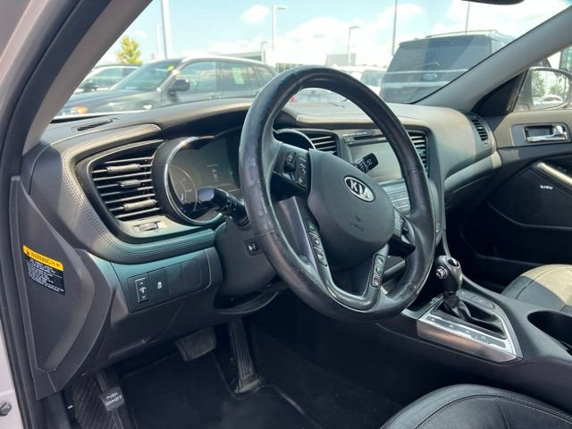Used 2012 Kia Optima Hybrid w/ Hybrid Premium Technology Pkg FWD image 9