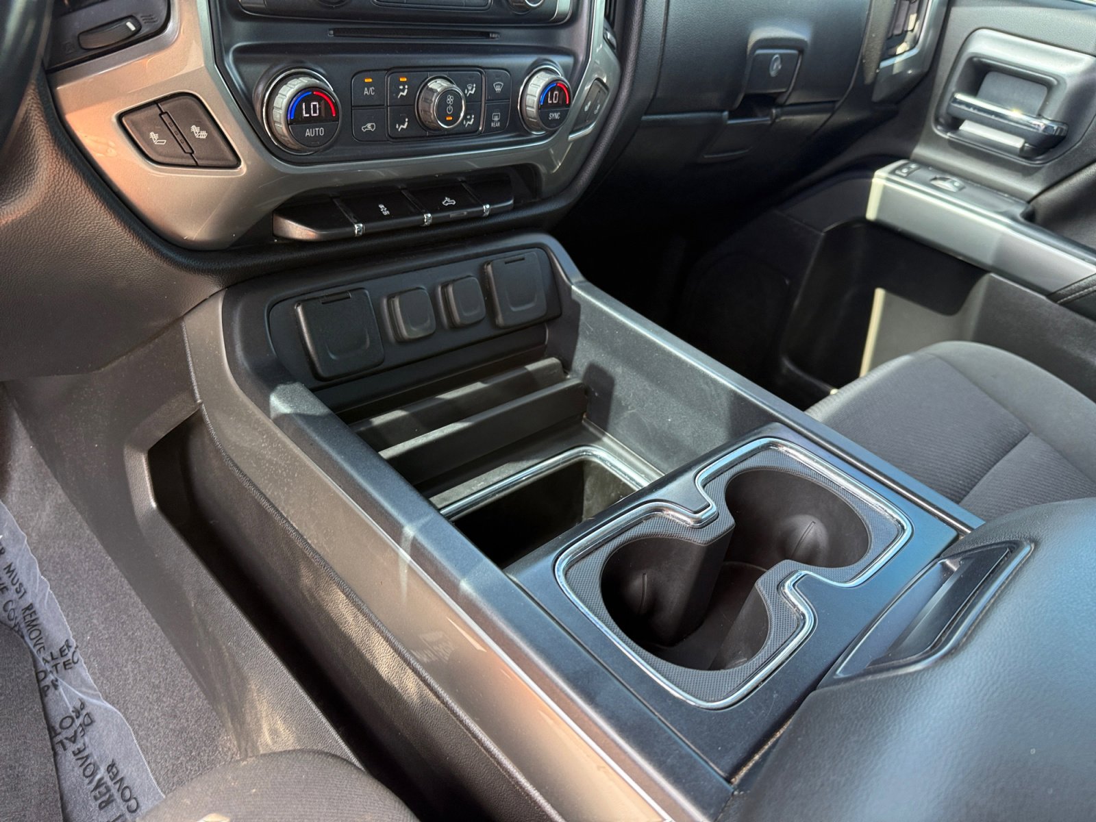 Used 2018 Chevrolet Silverado 1500 LT w/ All Star Edition AWD/4WD image 13
