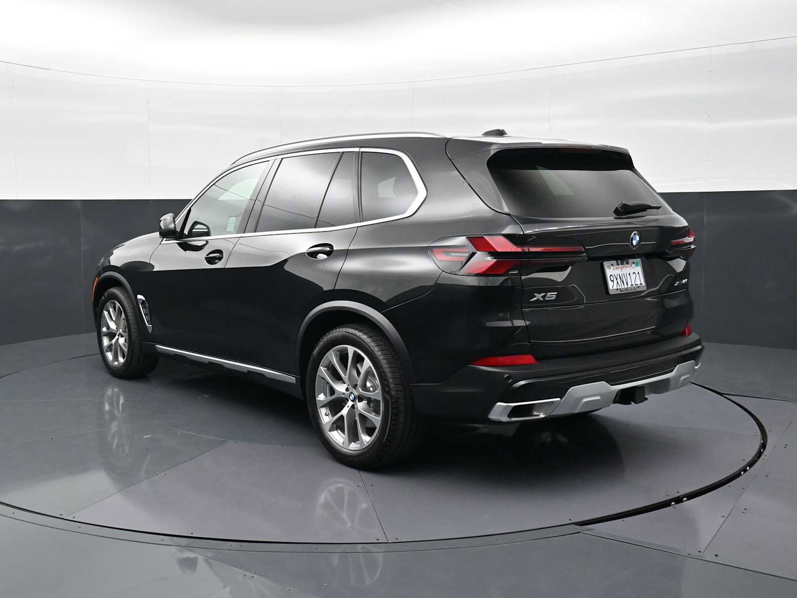 Used 2026 BMW X5 xDrive40i w/ Climate Comfort Package AWD/4WD image 7