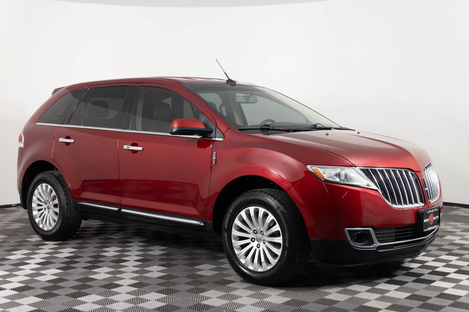 Used 2013 Lincoln MKX AWD image 10