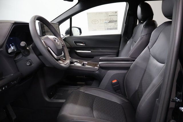New 2026 Toyota Sienna Platinum AWD/4WD image 12