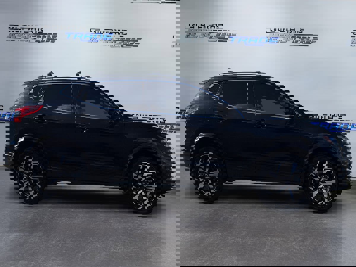 Used 2022 Nissan Rogue Sport SL image 4