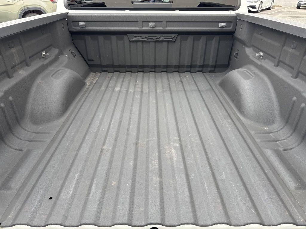 Used 2020 Chevrolet Colorado ZR2 w/ Colorado ZR2 Bison Edition image 12