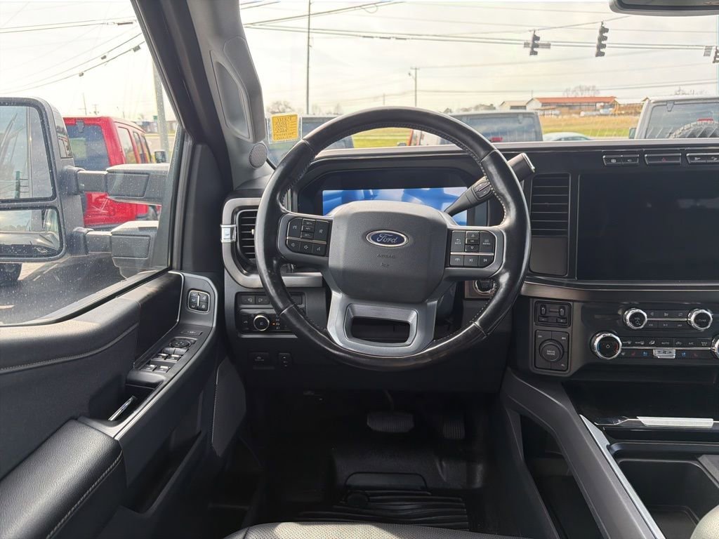 Used 2023 Ford F350 Lariat w/ FX4 Off-Road Package AWD/4WD image 47