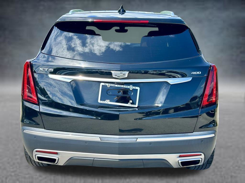 Used 2024 Cadillac XT5 Premium Luxury w/ Technology Package FWD image 6