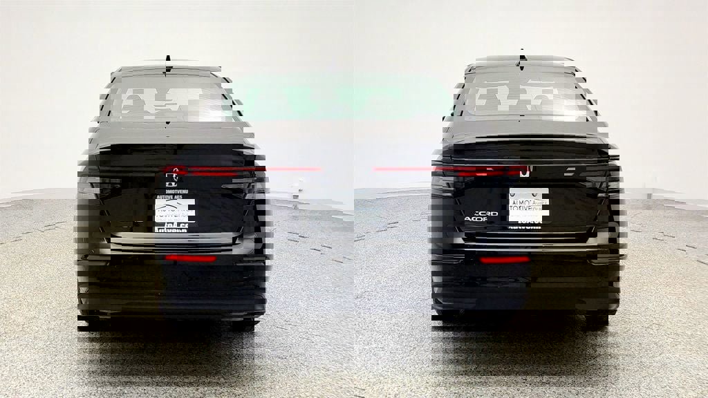 Used 2023 Honda Accord EX image 6