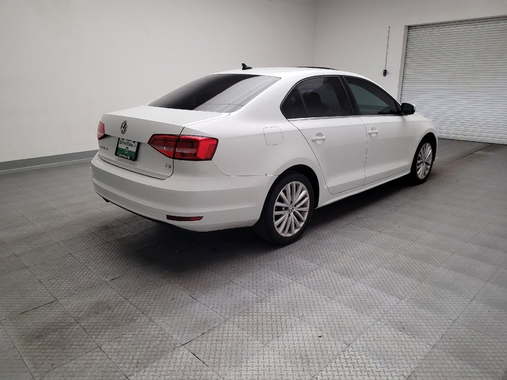 Used 2015 Volkswagen Jetta SE FWD image 9