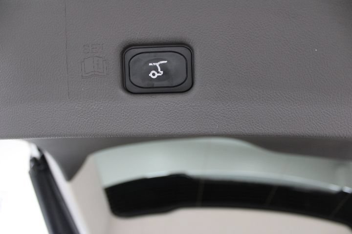 Used 2022 Lincoln Nautilus Reserve AWD/4WD image 17