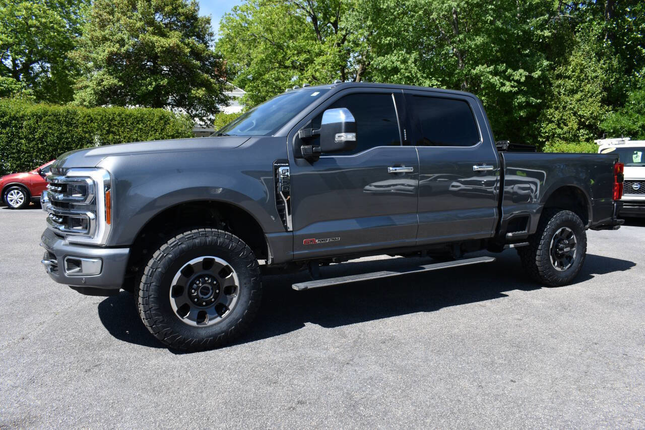 Used 2023 Ford F250 Platinum w/ Tremor Off-Road Package AWD/4WD image 2