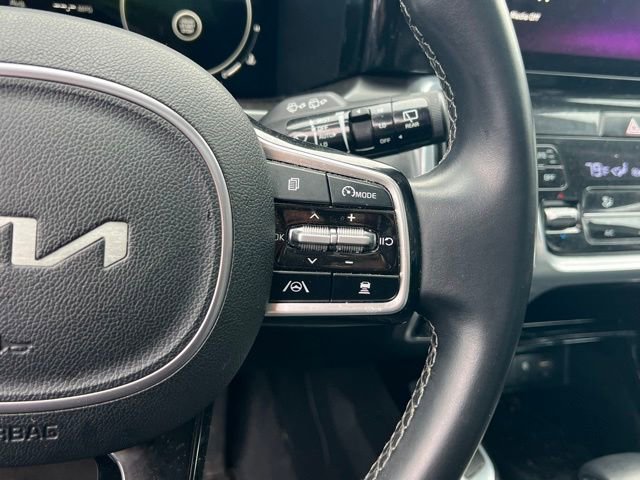 Certified 2023 Kia Sorento SX image 21