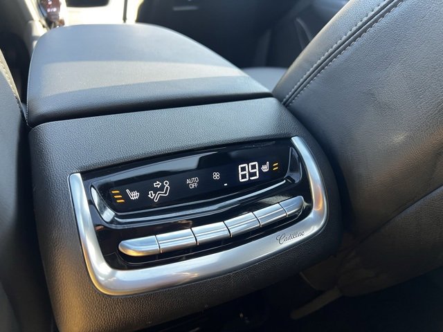 Used 2025 Cadillac XT6 Premium Luxury image 20