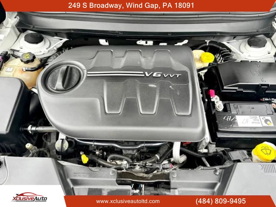 Used 2016 Jeep Cherokee 75th Anniversary image 30