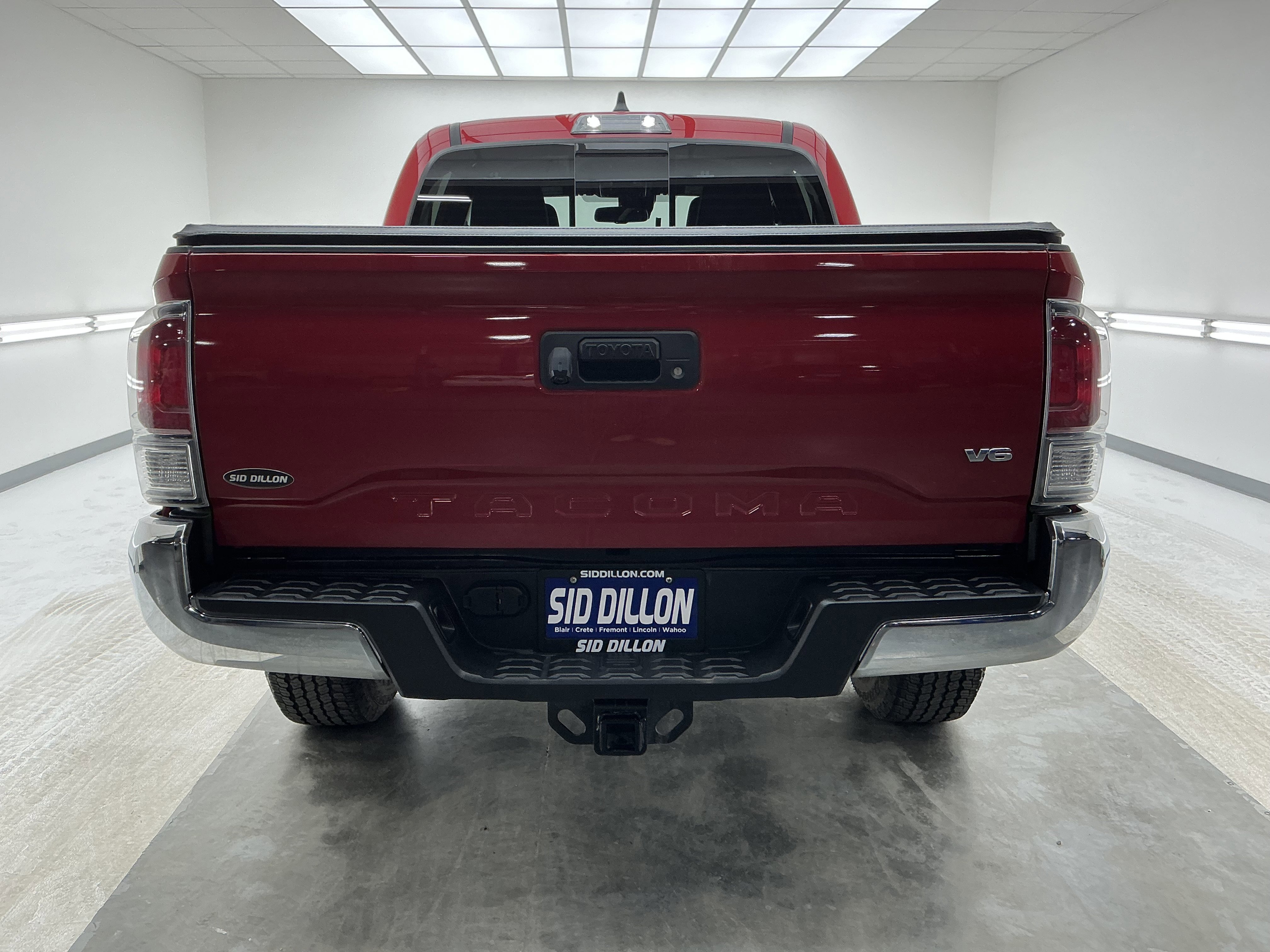 Used 2023 Toyota Tacoma SR image 5