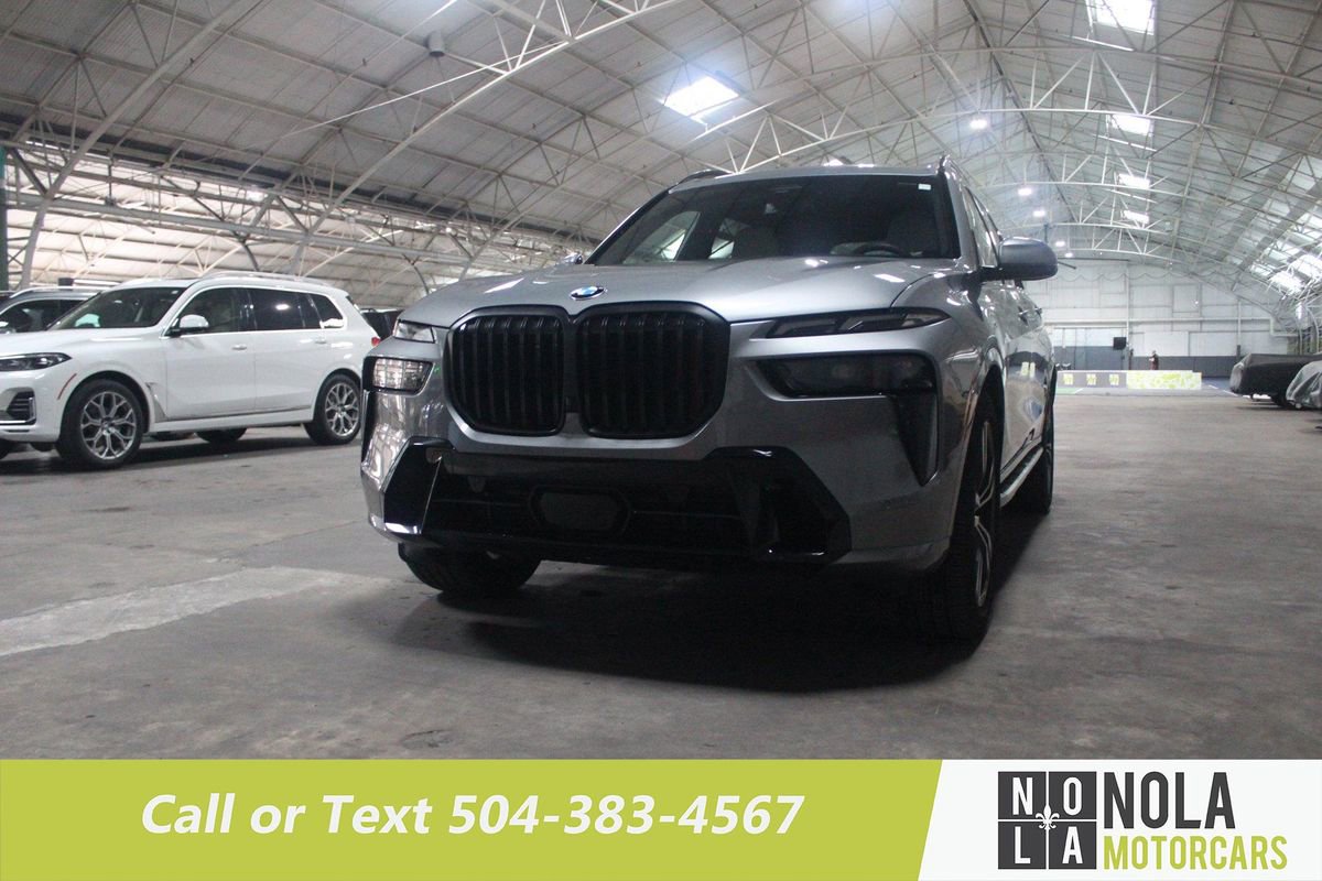 Used 2026 BMW X7 xDrive40i image 3