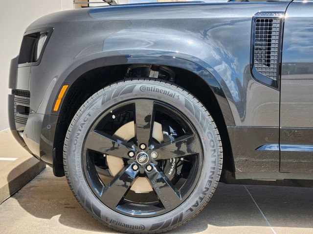 New 2025 Land Rover Defender 130 V8 image 6