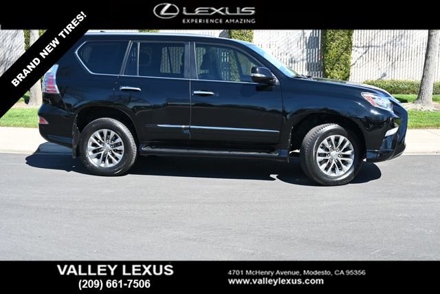 Used 2017 Lexus GX 460 Luxury image 3