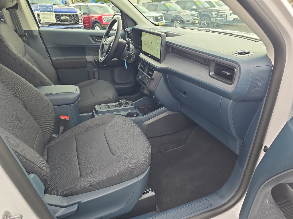 Certified 2025 Ford Maverick XL w/ Equipment Group 102A image 15