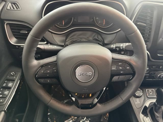 Used 2021 Jeep Cherokee Latitude Plus w/ Sun & Sound Group AWD/4WD image 28