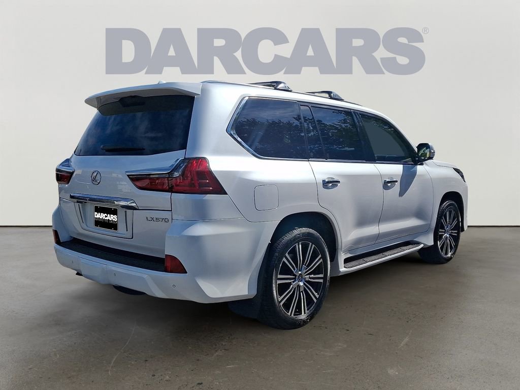 Used 2021 Lexus LX 570 4WD w/ Luxury Package image 7