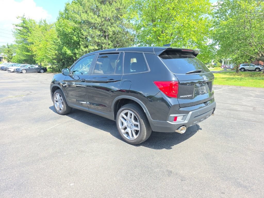 Used 2024 Honda Passport EX-L image 5