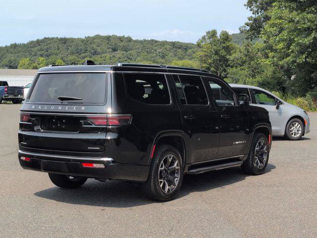 Certified 2023 Jeep Wagoneer Series III w/ Preferred Equipment Group AWD/4WD image 5