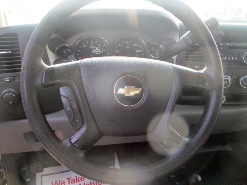 Used 2007 Chevrolet Silverado 2500 W/T AWD/4WD image 12