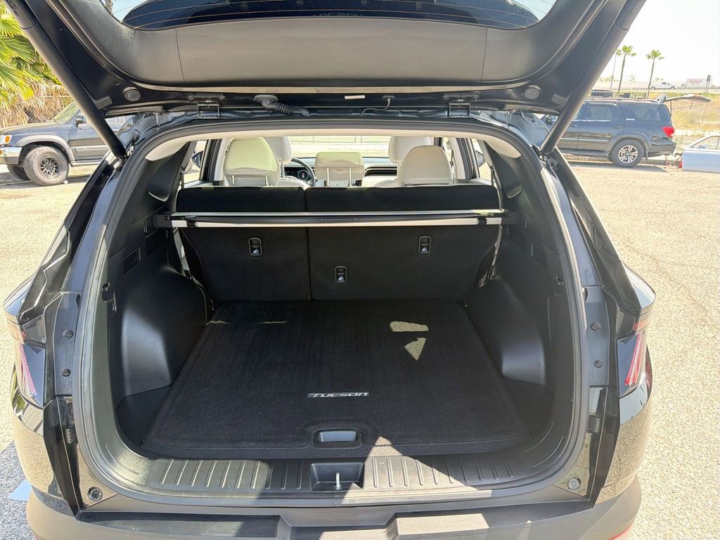 Used 2023 Hyundai Tucson Limited AWD/4WD image 21