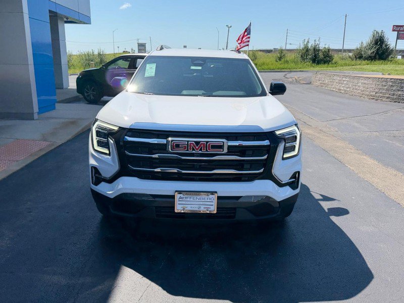 New 2027 GMC Terrain Elevation w/ Elevation Premium Package AWD/4WD image 3