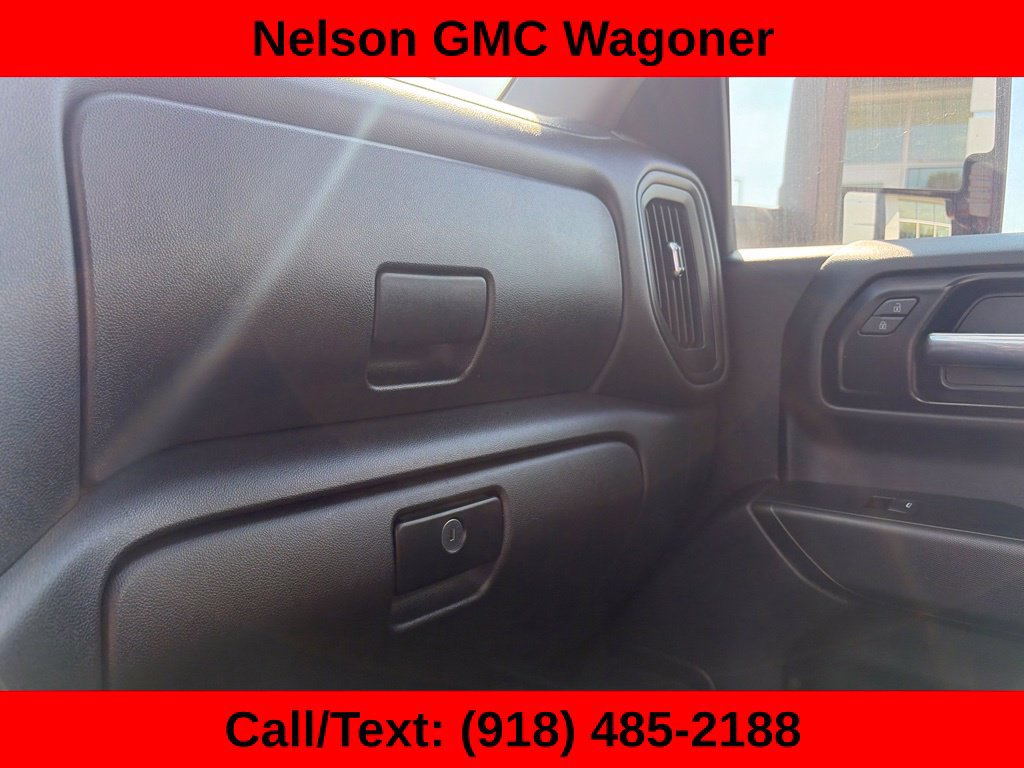 Used 2021 GMC Sierra 3500 4x4 Regular Cab w/ Convenience Package image 31