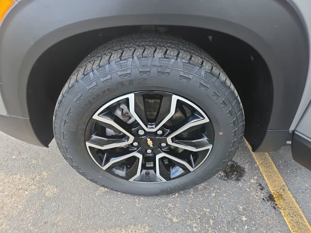 Used 2023 Chevrolet TrailBlazer ACTIV w/ Sun and Liftgate Package image 28