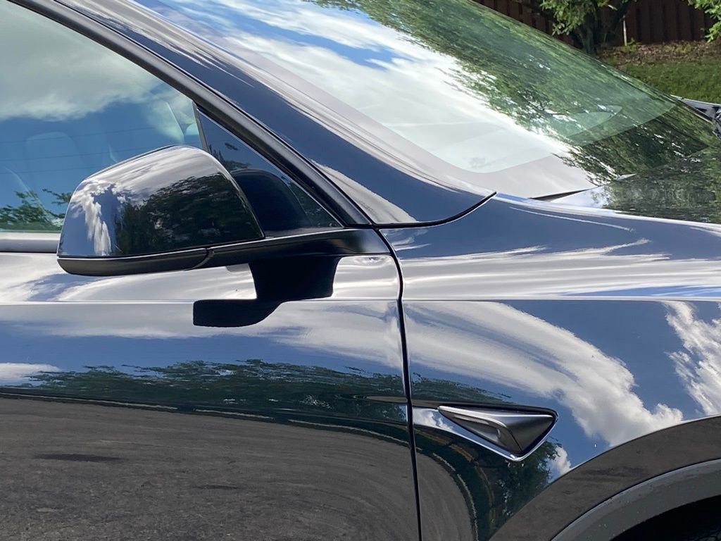 Used 2023 Tesla Model Y Long Range image 14