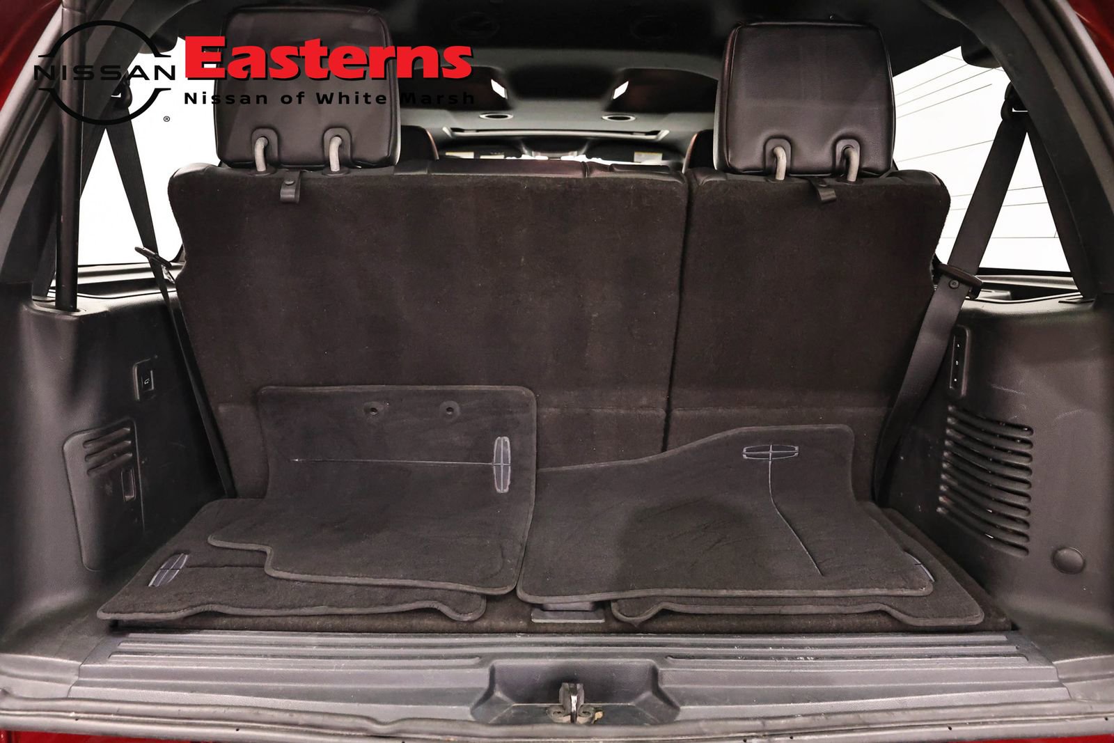 Used 2016 Lincoln Navigator Reserve AWD/4WD image 9