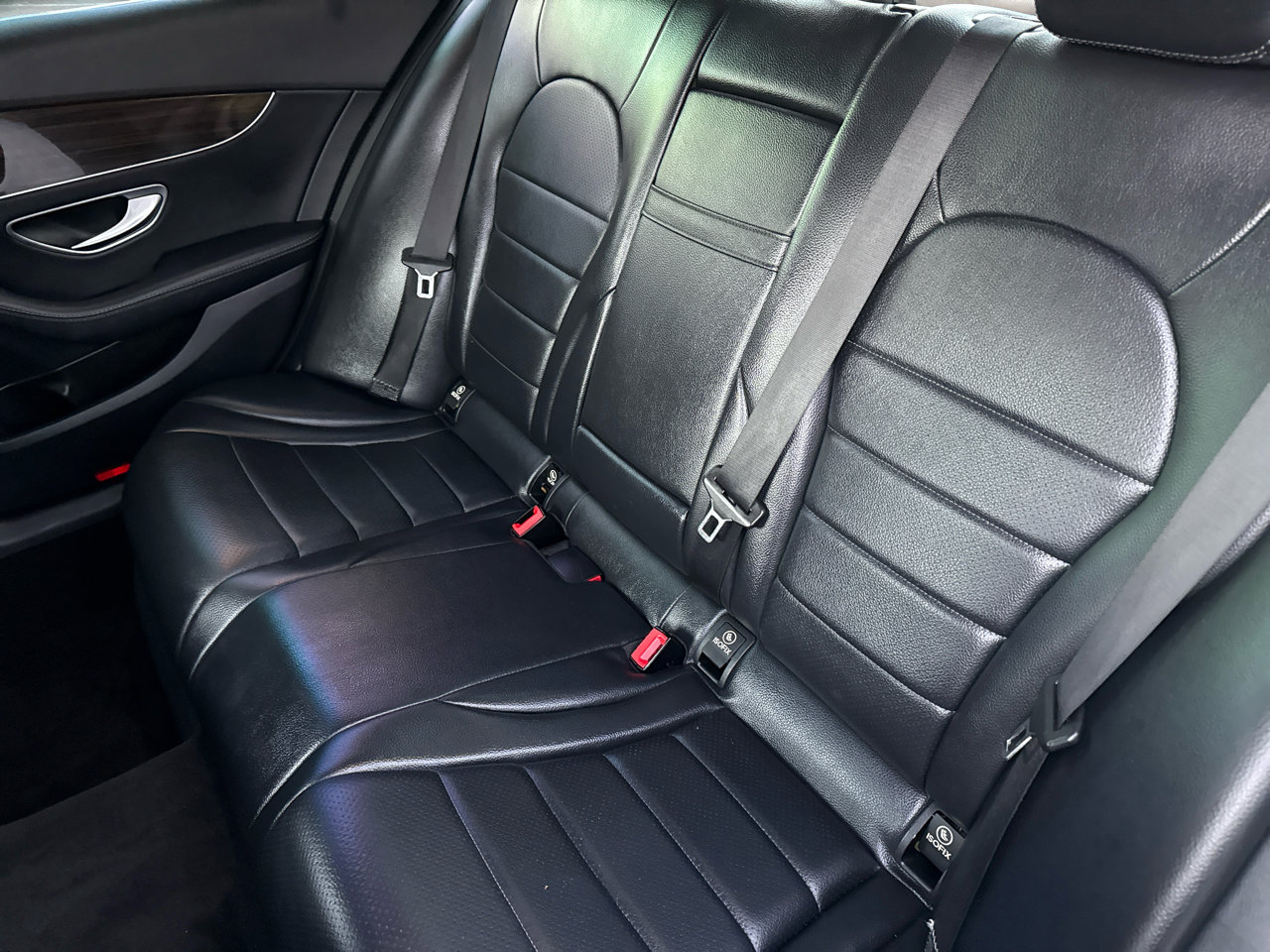 Used 2018 Mercedes-Benz C 300 Sedan image 35