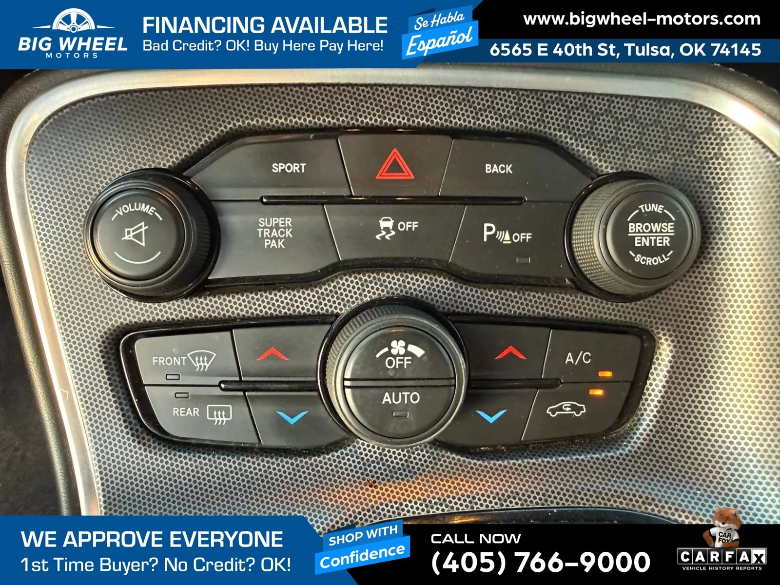 Used 2016 Dodge Challenger R/T Plus RWD image 18