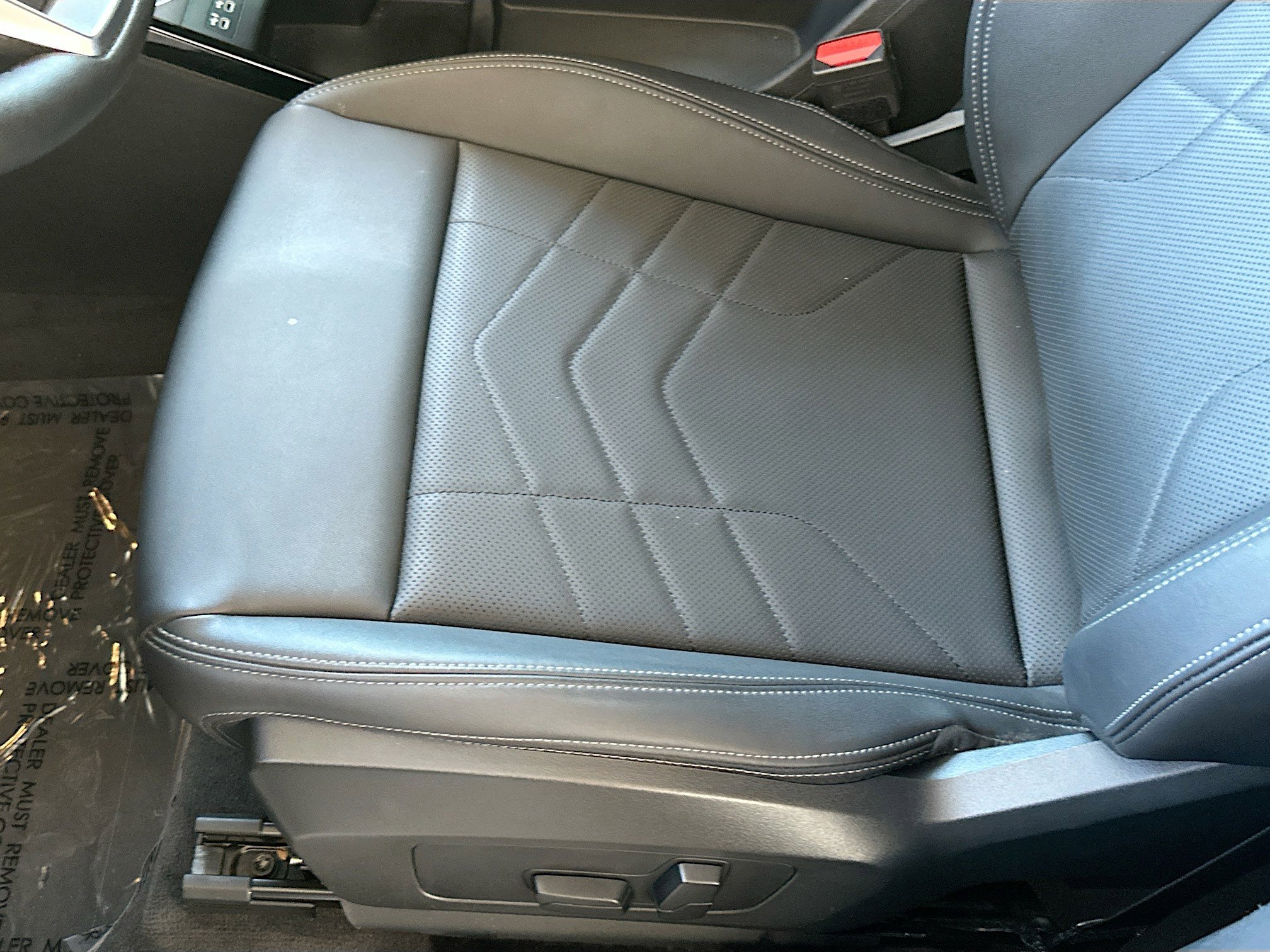 Used 2024 BMW X1 xDrive28i w/ Convenience Package image 18