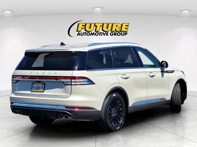 Certified 2023 Lincoln Aviator Reserve w/ Equipment Group 201A RWD image 4