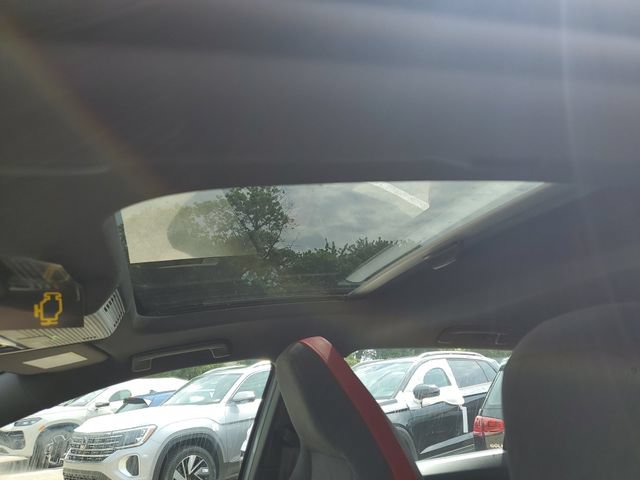 New 2026 Volkswagen GTI SE FWD image 19